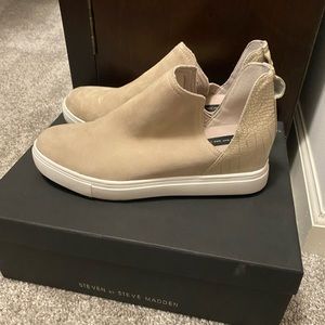 Steve by Steve Madden